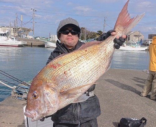 お客様より釣果ご報告 ひとつテンヤ 大鯛連発 最大７ ４ｋｇ それだけじゃない 浅ブロ沖船 浅草釣具の日常