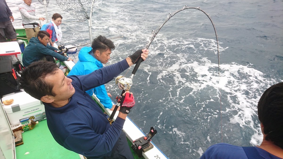 釣行報告】最盛期を迎える相模湾のコマセキハダ【初日】: 浅ブロ沖船